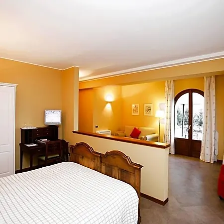 La Valletta Relais Hotel 3*