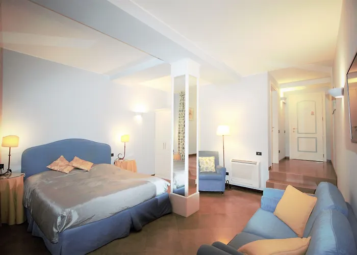 Hotel La Valletta Relais 3*