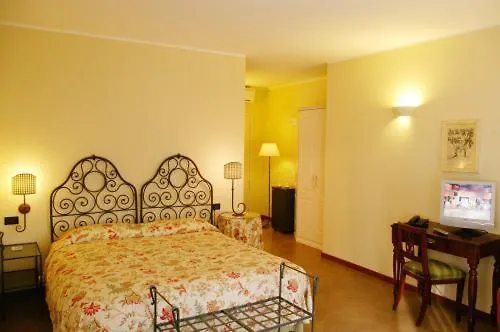 瓦莱塔勒莱斯酒店 贝尔加莫